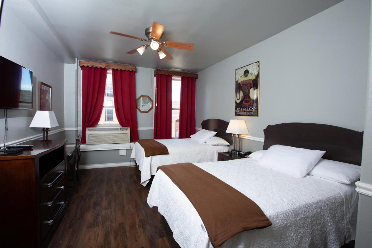 The Rialto Hotel Ларедо Экстерьер фото