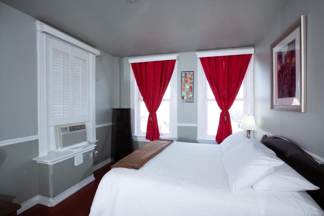 The Rialto Hotel Ларедо Экстерьер фото